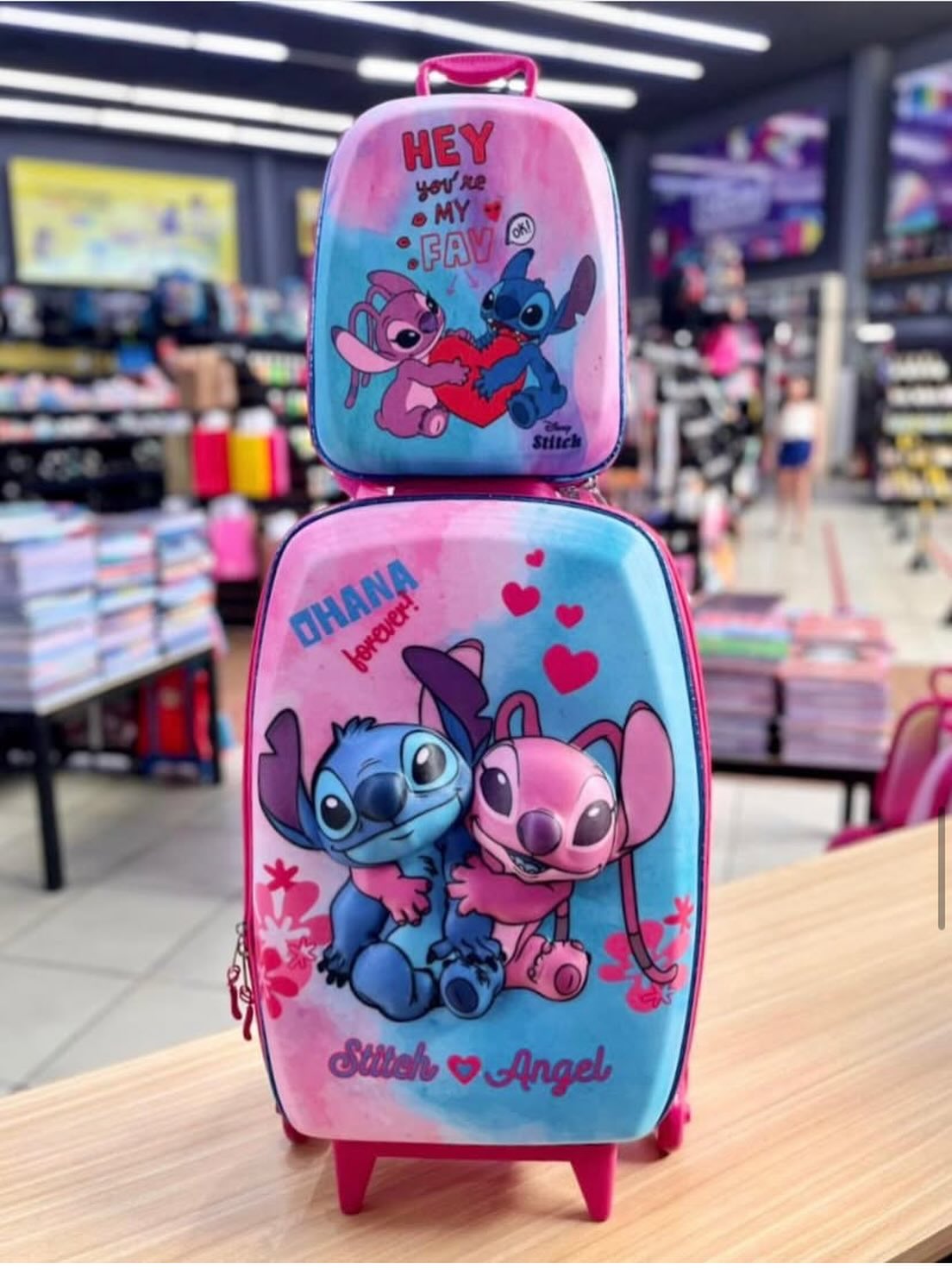 Kit escolar (mochila, lancheira) 023