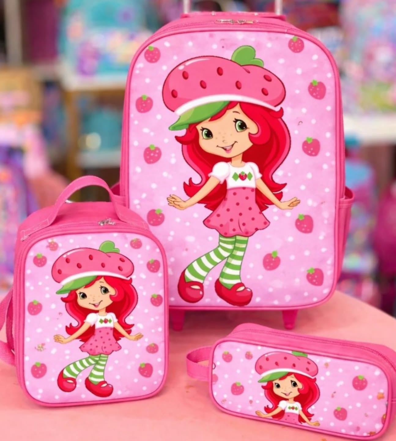 Kit escolar (mochila, lancheira, estojo) 002