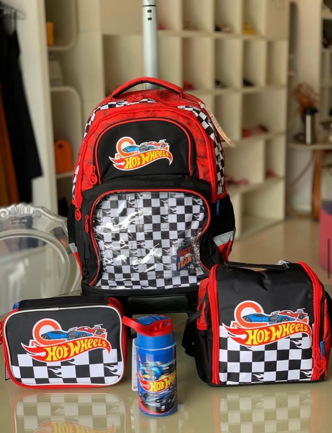 Kit escolar (mochila, lancheira, estojo) 020
